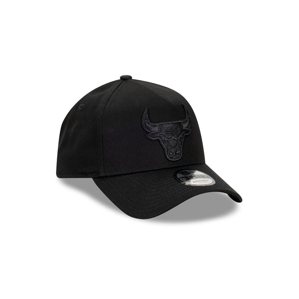 Chicago Bulls NBA Essentials Black on Black 9FORTY A-Frame Snapback