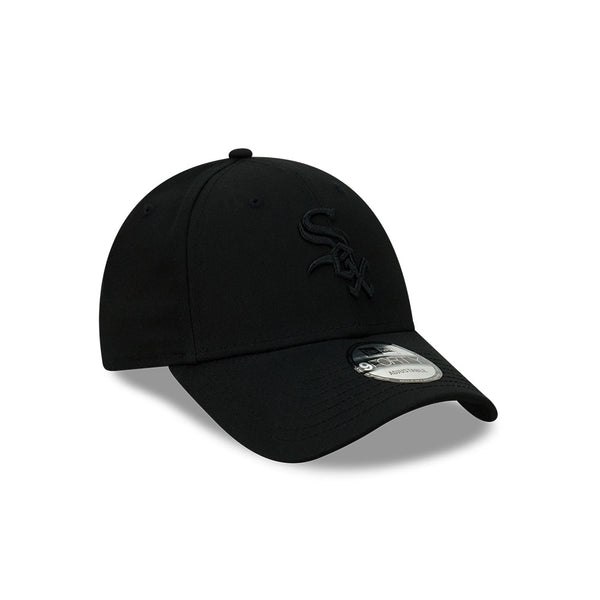 Chicago White Sox MLB Essentials Black on Black 9FORTY Adjustable