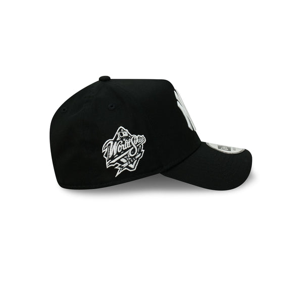 New York Yankees Black/White 9FORTY A-Frame Snapback