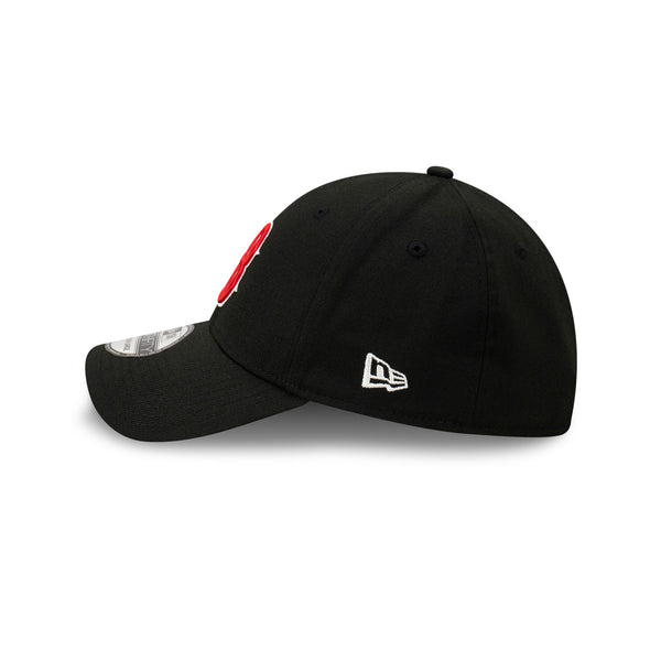 Boston Red Sox MLB Essentials Black OTC 39THIRTY Fitted