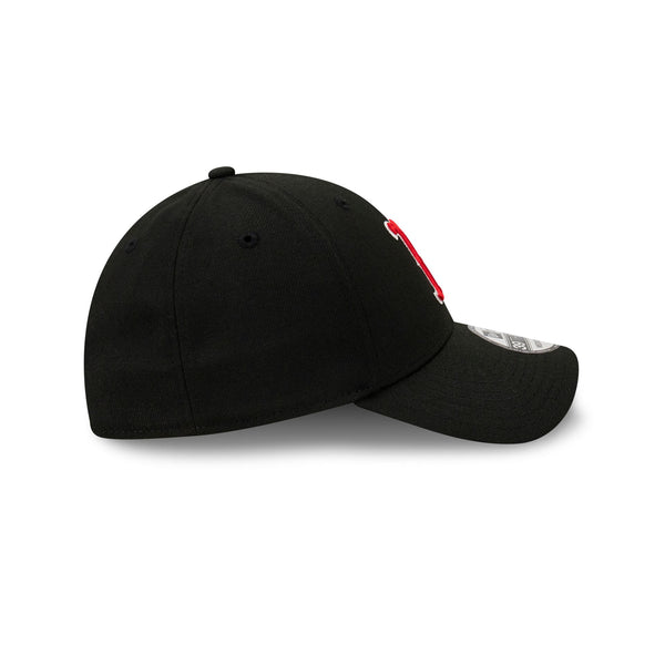 Boston Red Sox MLB Essentials Black OTC 39THIRTY Fitted