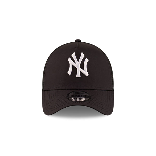 New York Yankees Global Design Black 9FORTY A-FRAME Trucker