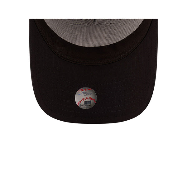 New York Yankees Global Design Black 9FORTY A-FRAME Trucker