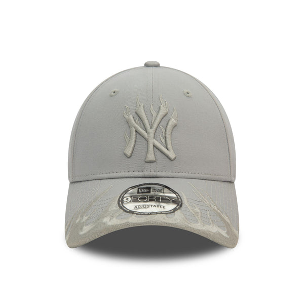 New York Yankees MLB Flame Grey 9FORTY Adjustable