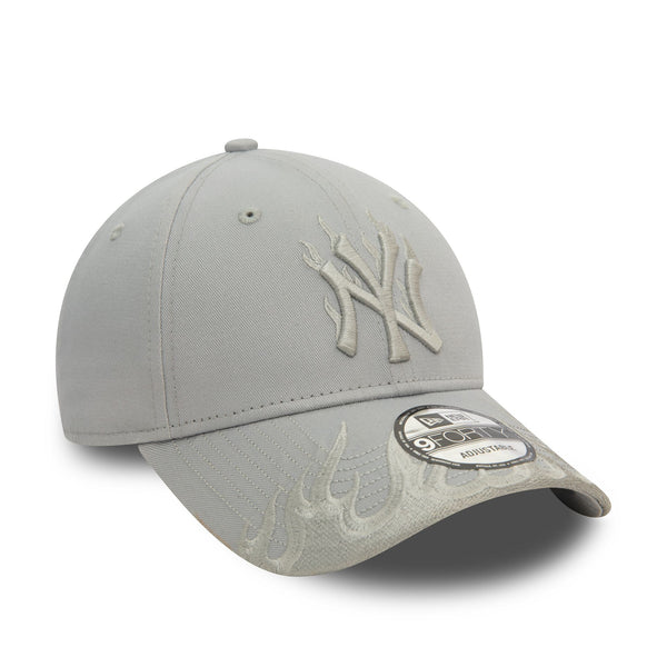 New York Yankees MLB Flame Grey 9FORTY Adjustable