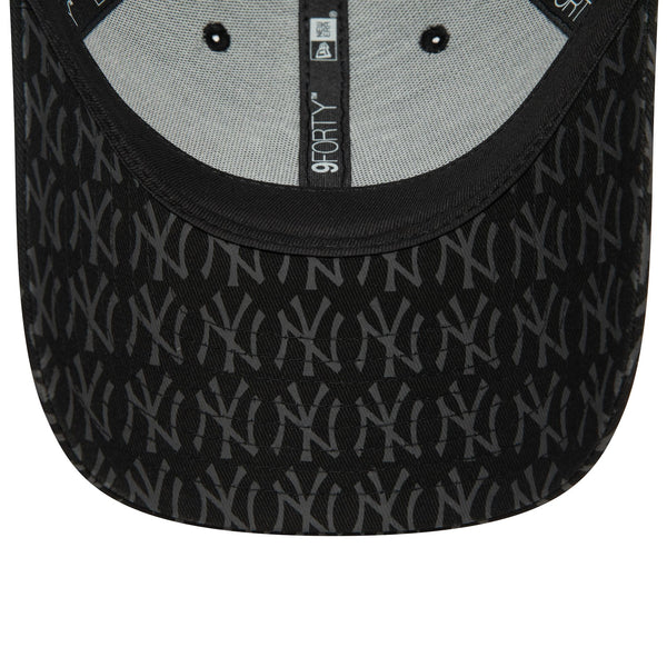 New York Yankees Team Monogram Black 9FORTY Adjustable