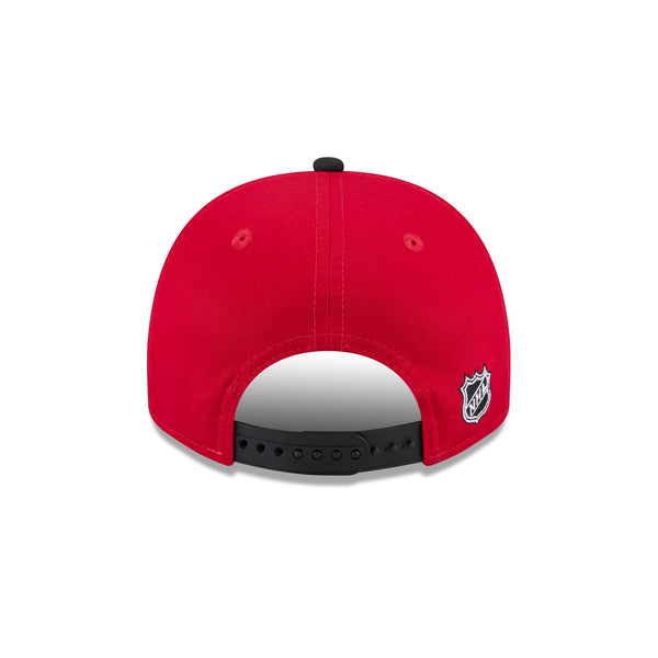 Chicago Blackhawks NHL Official Team Colours Golfer