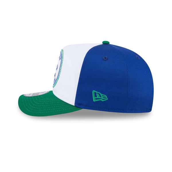 Vancouver Canucks NHL Official Team Colours Golfer