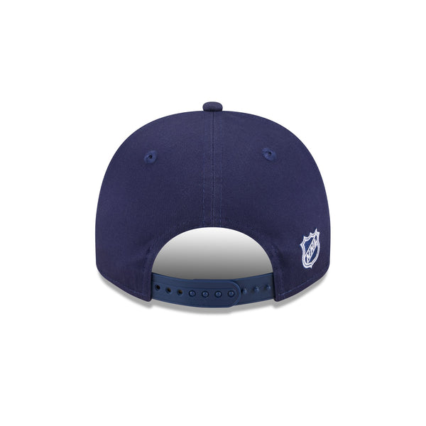 Toronto Maple Leafs NHL Official Team Colours Golfer