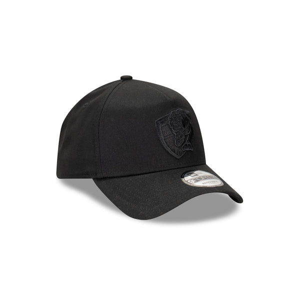 Western Bulldogs Black on Black 9FORTY A-Frame Snapback