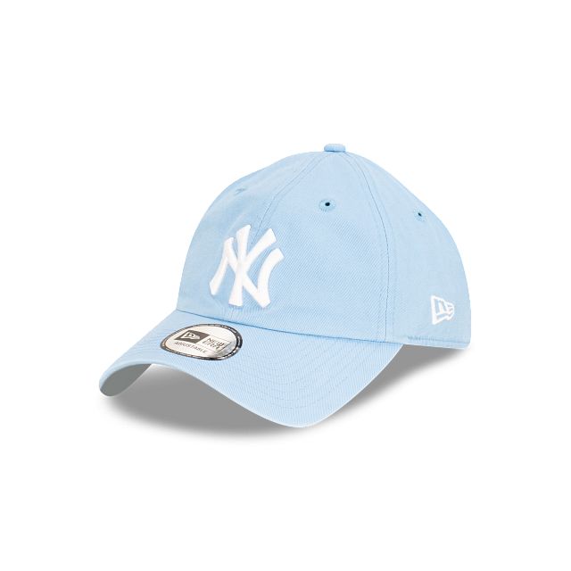 New Era Casual Classic New York Yankees League Essential Blue Cap -  NE60222520