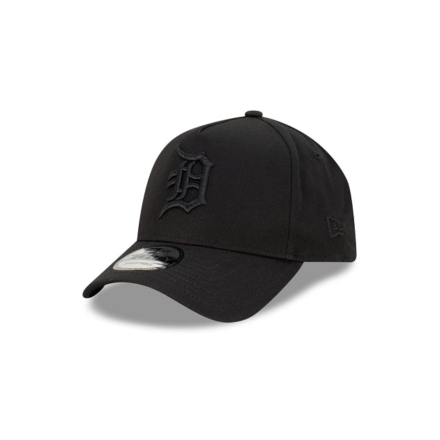 Black on black detroit tigers hat hotsell